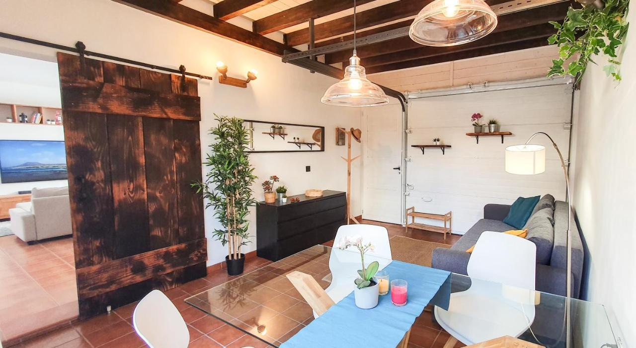 Oasis Desert - Holiday Home With Pool & Garden Near Corralejo And Lajares Exterior foto