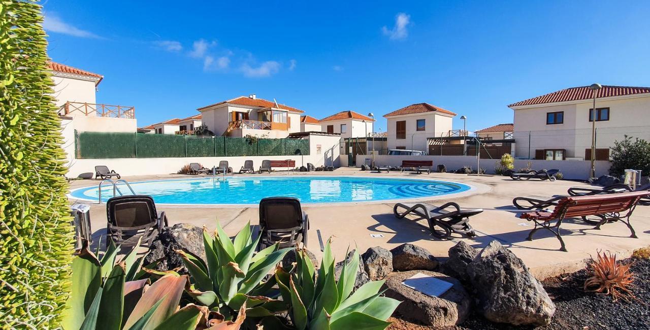 Oasis Desert - Holiday Home With Pool & Garden Near Corralejo And Lajares Exterior foto